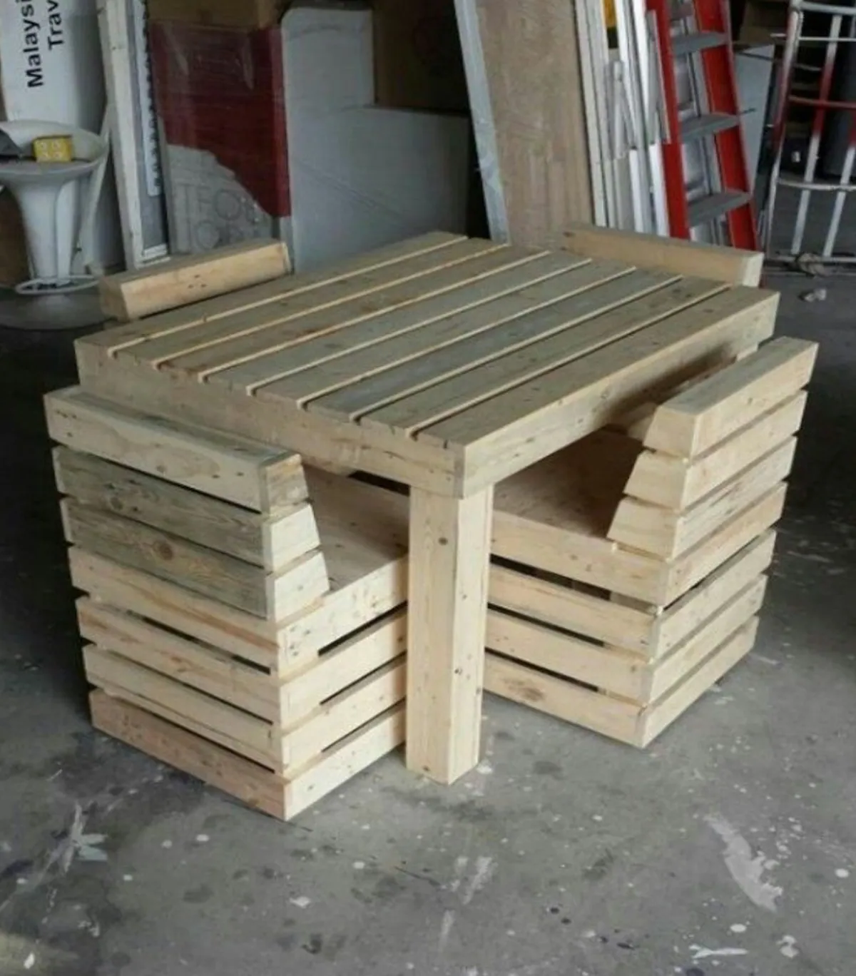 Pallet 4 Seater Set